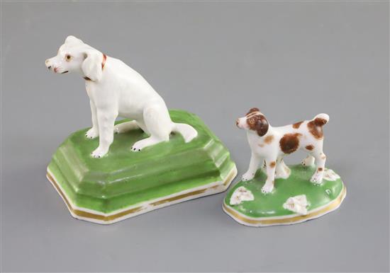 Two Chamberlains Worcester porcelain figures of a pointer c.1849 and a foxhound, c.1820-40, L. 5.1cm and 7.5cm
